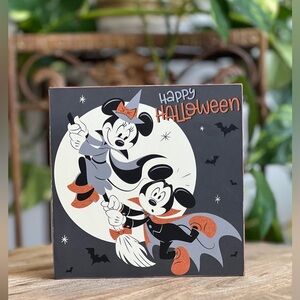 Mickey and Minnie Happy Halloween Sign